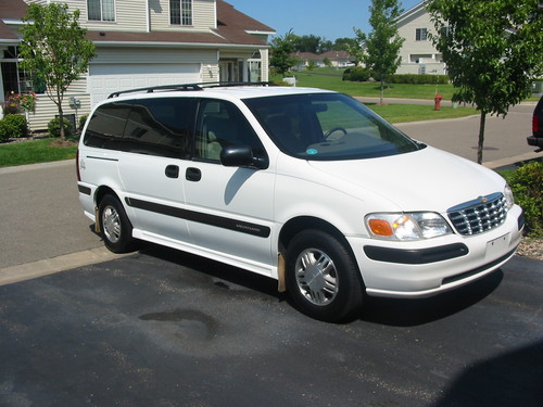 Image 1 of 1998 Chevrolet Venture…